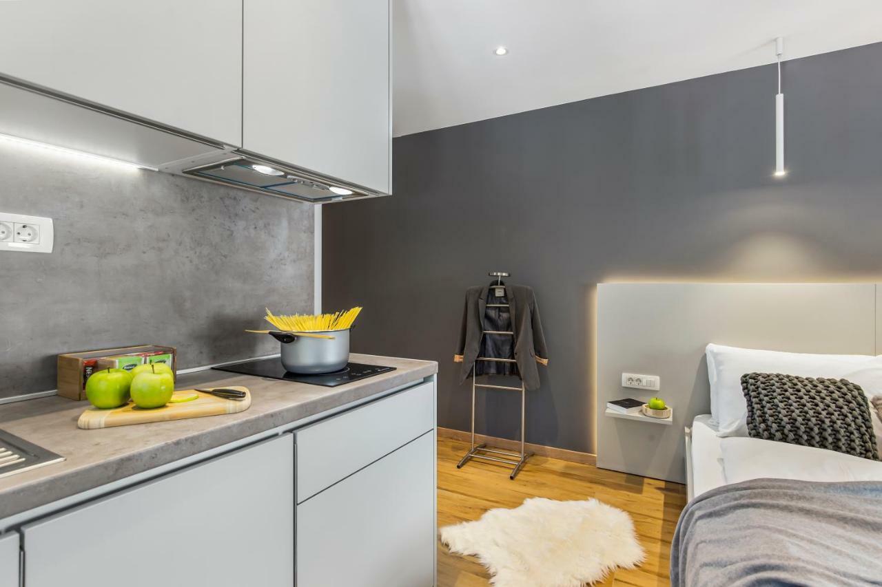 Incenter Apartments Rijeka Extérieur photo