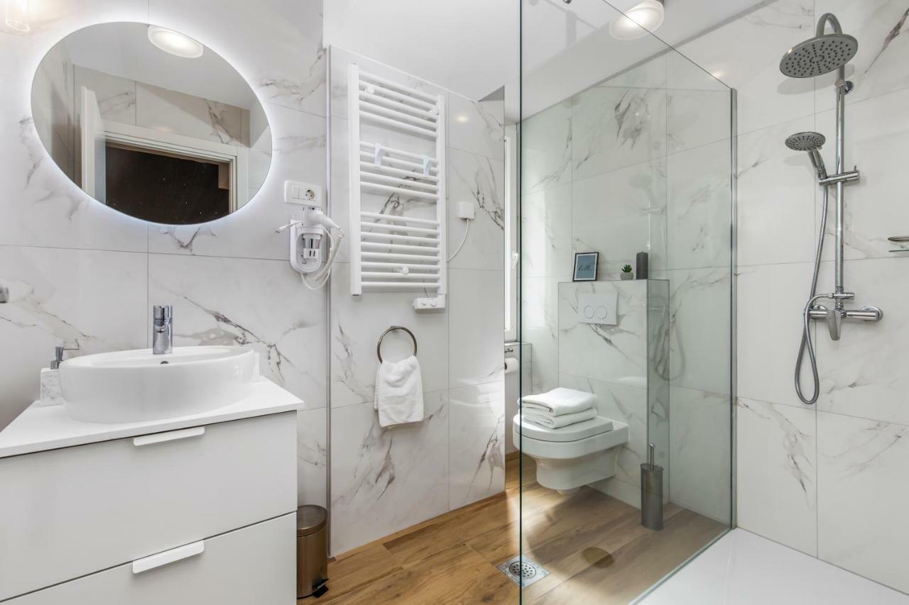 Incenter Apartments Rijeka Extérieur photo